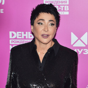 Лолита призналась, что думала нанять себе сиделку: «Вдруг будет плохо, а кто-то будет рядом»